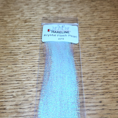 Hareline Krystal Flash
Pearl AVAILABLE AT TROUTLORE FLY TYING STORE AUSTRALIA